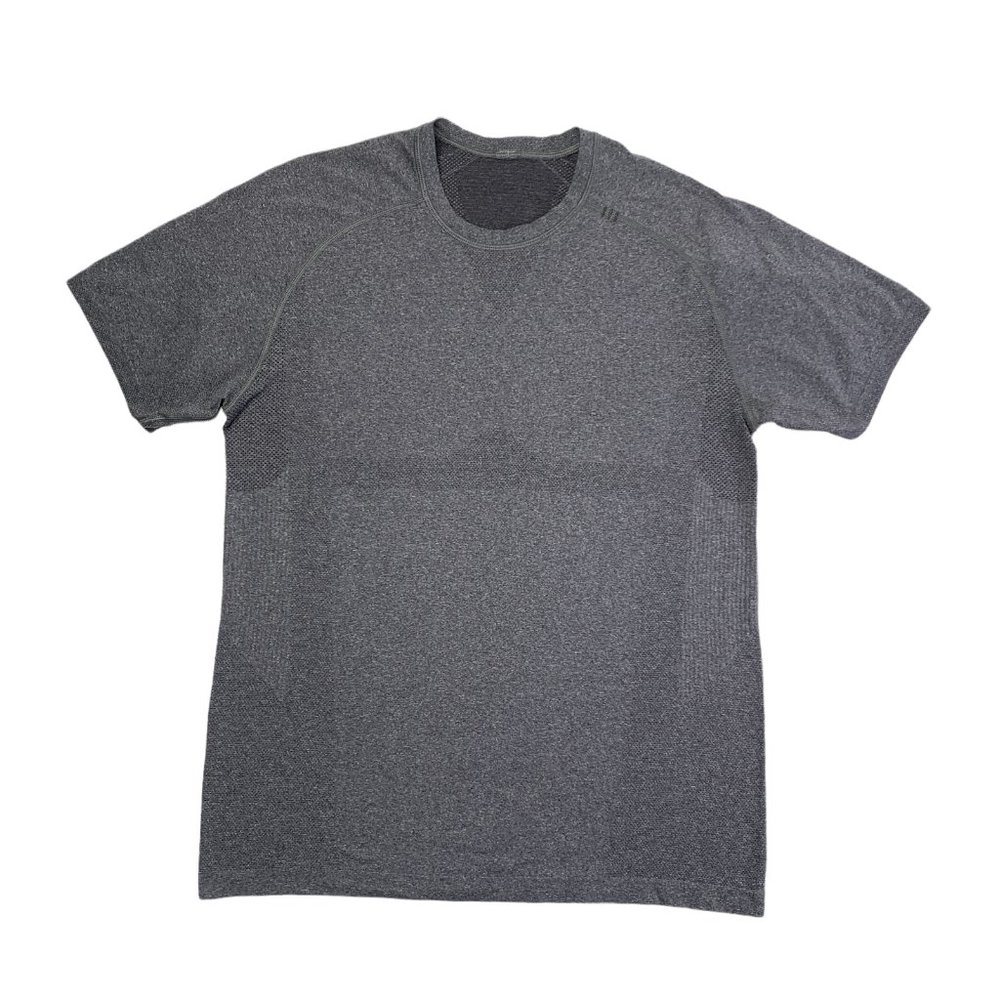 Lululemon Mens Metal Vent Tech T-Shirt Size Medium Charcoal Short Sleeve Running